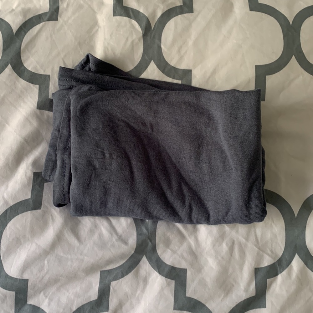 Grayish blue jersey hijab